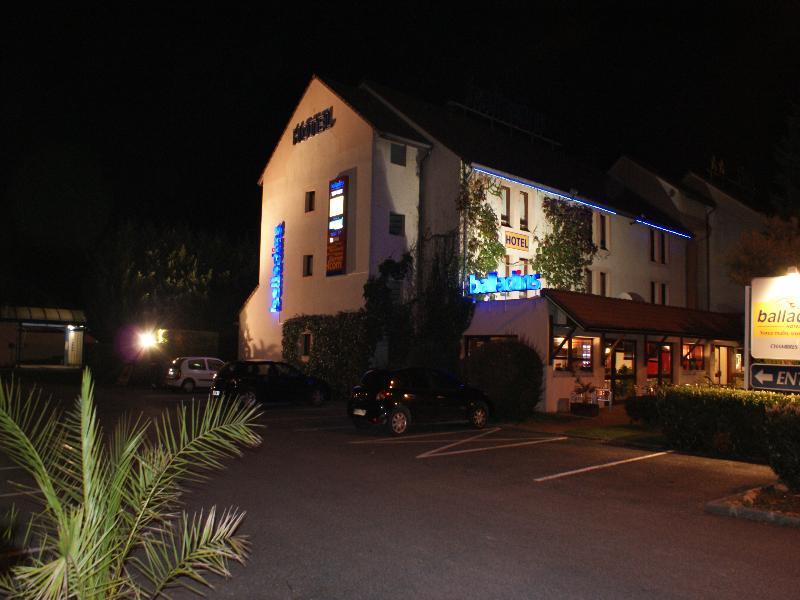 Brit Hotel Confort Pau Lons Exterior photo