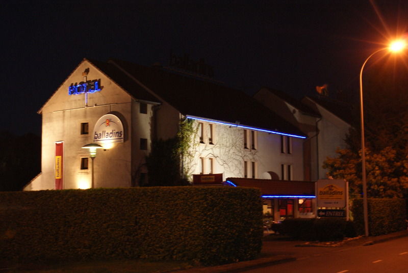 Brit Hotel Confort Pau Lons Exterior photo