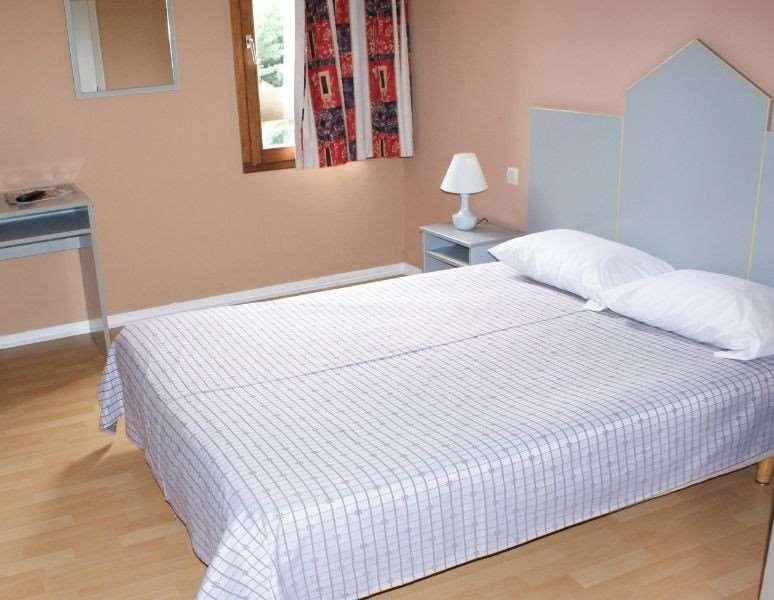 Brit Hotel Confort Pau Lons Room photo